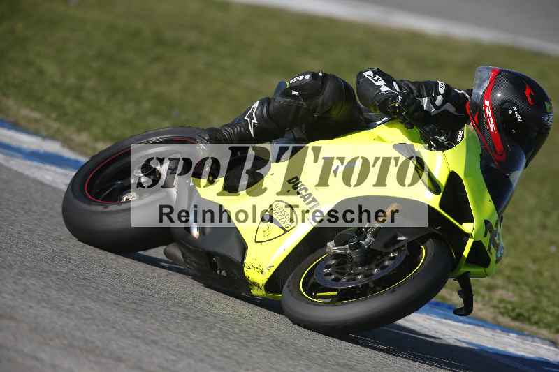 /Archiv-2024/02 29.01.-02.02.2024 Moto Center Thun Jerez/Gruppe gruen-green/229